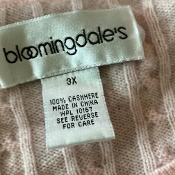 Bloomingdale’s soft pink cable knot cashmere sweater 3X soft preppy classic - Picture 2 of 6